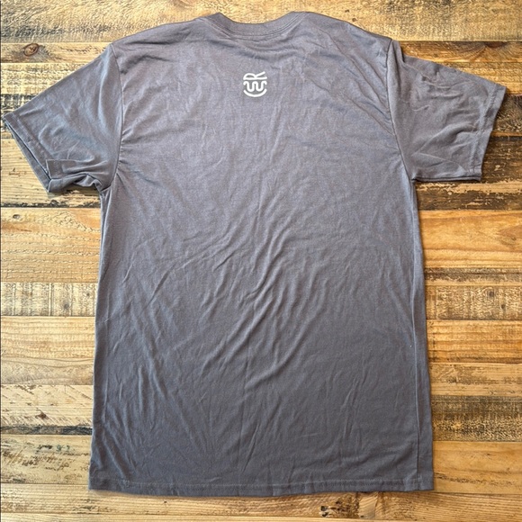 Men’s small Baseball Ranch Gray T-Shirt - Picture 3 of 6